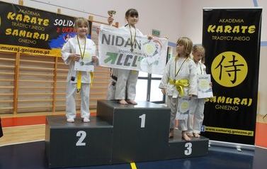 Najmłodsze zawodniczki na podium.