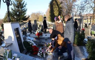 Kolejne symboliczne krzyże powstańcze 9