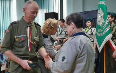Wręczanie odznaczeń.