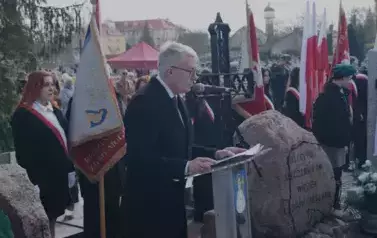 jedna osoba mikrofon 