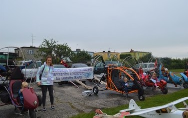 Pokaz sprzętu paralotniowego